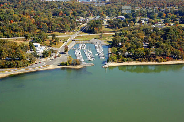 Lighthouse Landing Marina