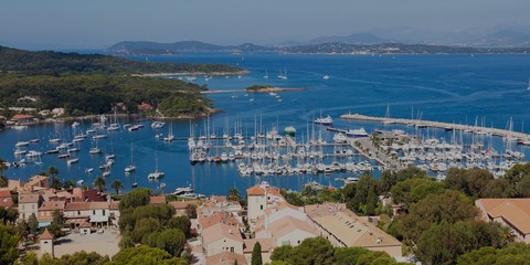 location yacht hyeres