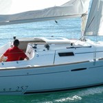 Beneteau First 25.7