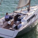 Dufour 382