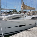 Dufour 382