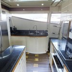 Ferretti 881