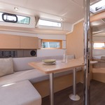 Beneteau Oceanis 38.1