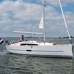 Dufour 360