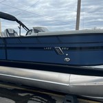 60 x 16 tri-toon passenger vessel