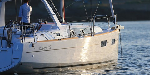 Beneteau Oceanis 35