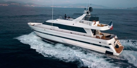 Falcon Yachts 80 fly