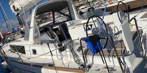 Beneteau Oceanis 38.1
