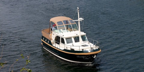Linssen 32 AC