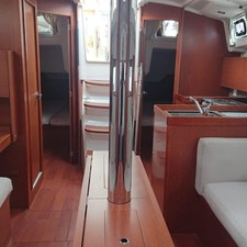 Beneteau Oceanis 38.1