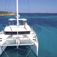 Lagoon 52