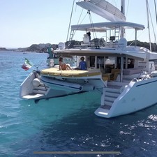 Lagoon 52