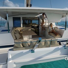 Fountaine Pajot Lucia 40