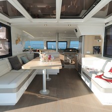 Bali catamarans 4.0 lounge