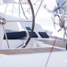 Bavaria Cruiser 51