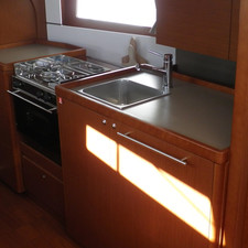 Beneteau Oceanis 38.1