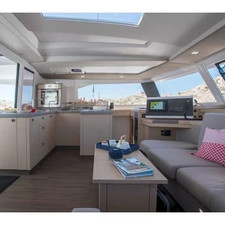 Fountaine Pajot Astréa 42
