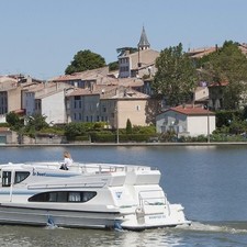 Le Boat Magnifique