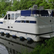 Tarpon 32