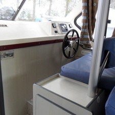 Nicols Sedan 1160