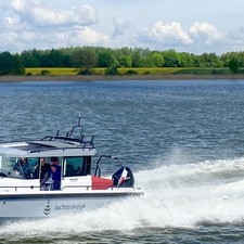 Axopar 28 Cabin Brabus Line