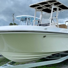 Bayliner T22CC