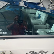 Sea Ray Express Cruiser