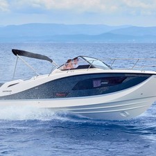 Quicksilver Activ 875 Sundeck