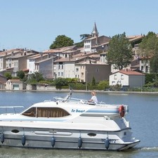 Le Boat Countess