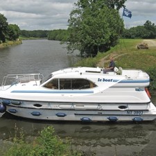Le Boat Countess
