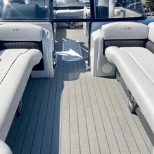 Avalon Excalibur Elite Windshield 27' w/ Twin 400HP Mercury Racing Motors & Joystick Control!