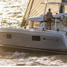 Lagoon 42 - 4 + 2 cab.