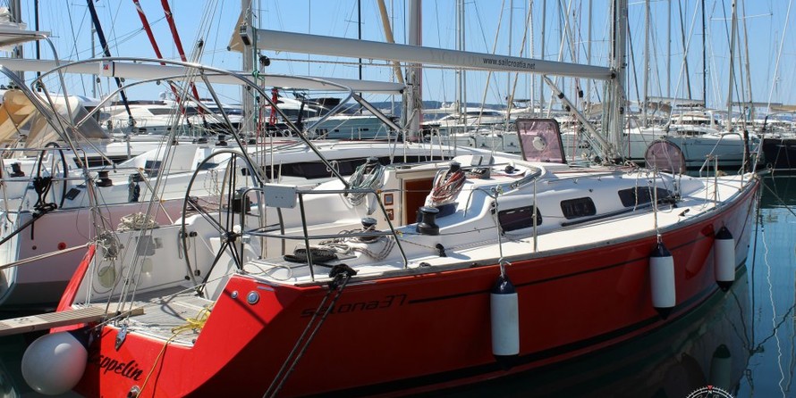 Salona 37