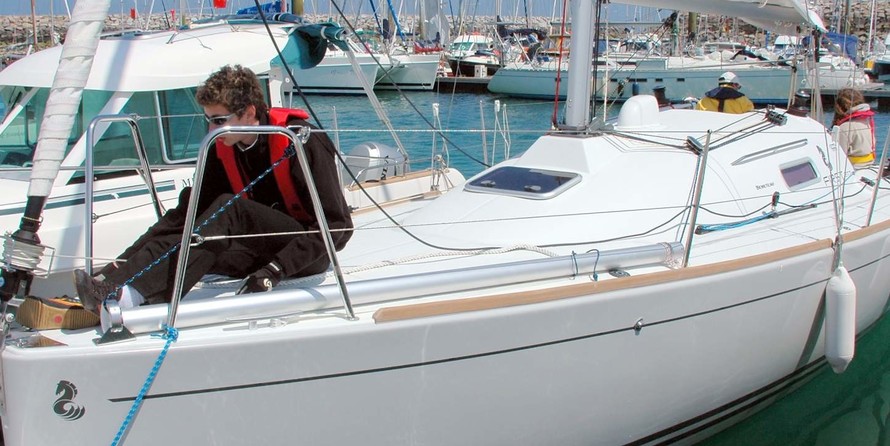 Beneteau First 27.7