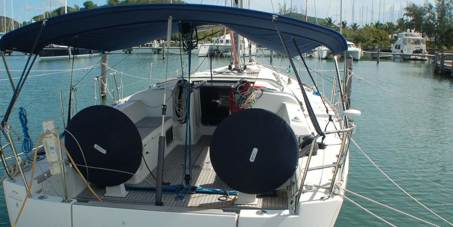 Dufour 45 Classic