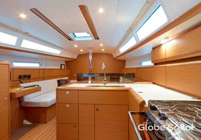 Jeanneau Sun Odyssey 379