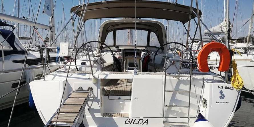 Oceanis 50 - 5 + 1 cab.