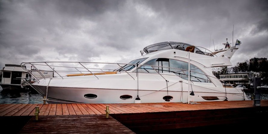 Galeon 390