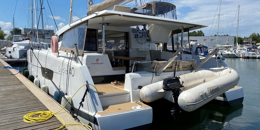 Fountaine Pajot Lucia 40