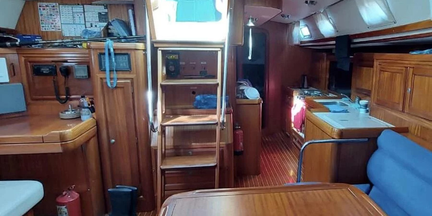 Dufour 44 Performance