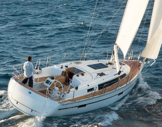 Bavaria 37