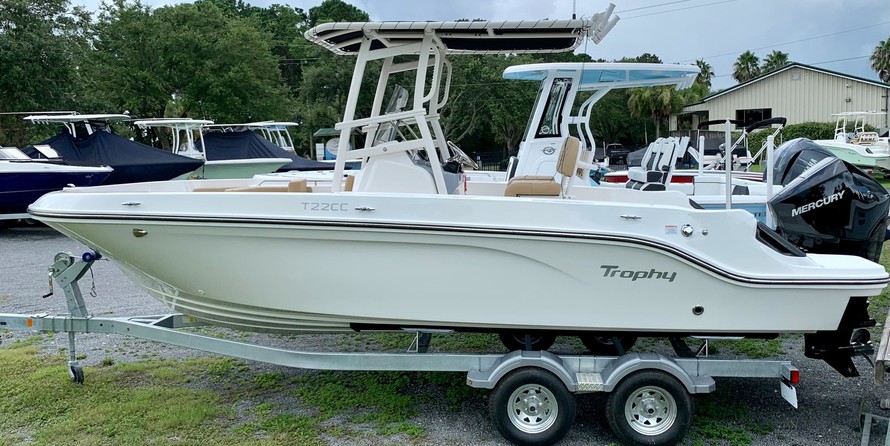 Bayliner T22CC