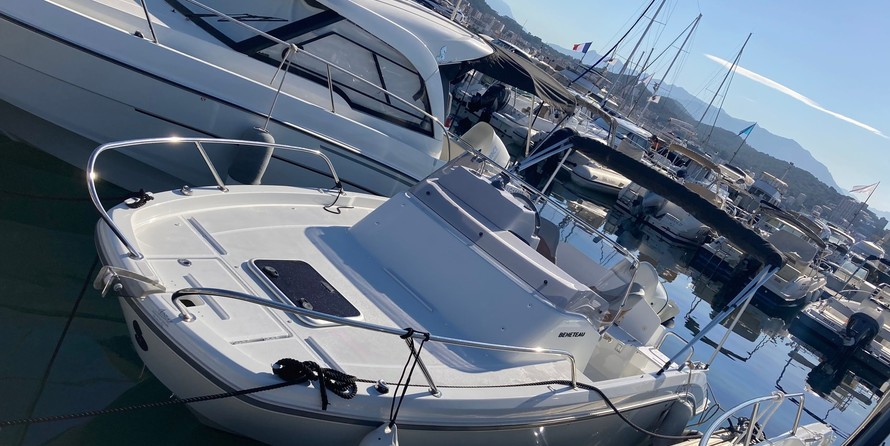 Beneteau Flyer 6 SUNdeck