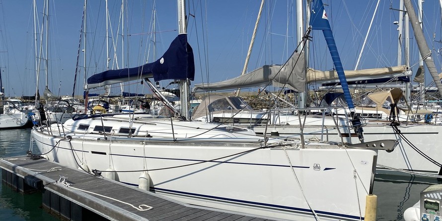 Dufour 40